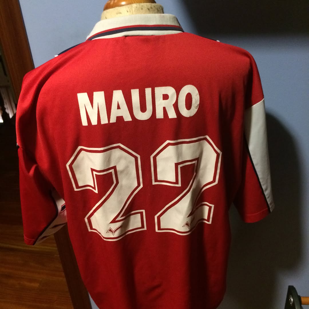Camiseta usada (Match worn) por el mejor lateral derecho de la historia del Compos,el moañes Mauro temporada 97/98 2