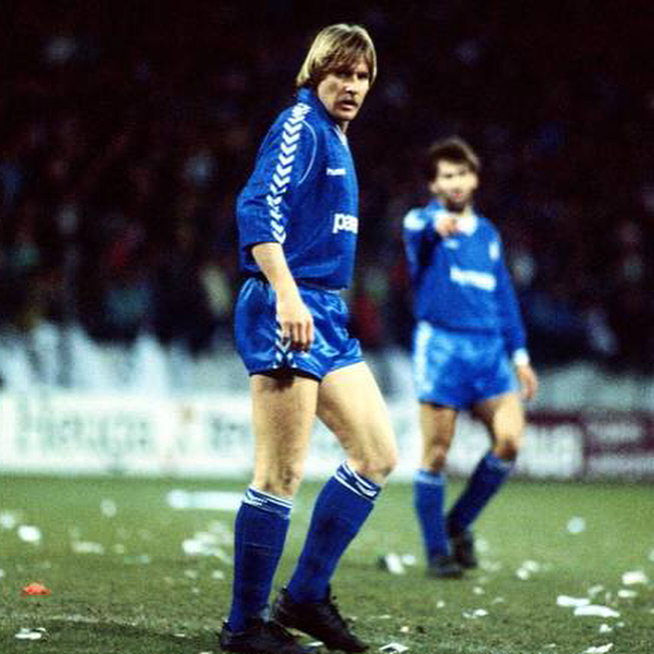 Camiseta Match de Schuster temporada 1988/1989 3