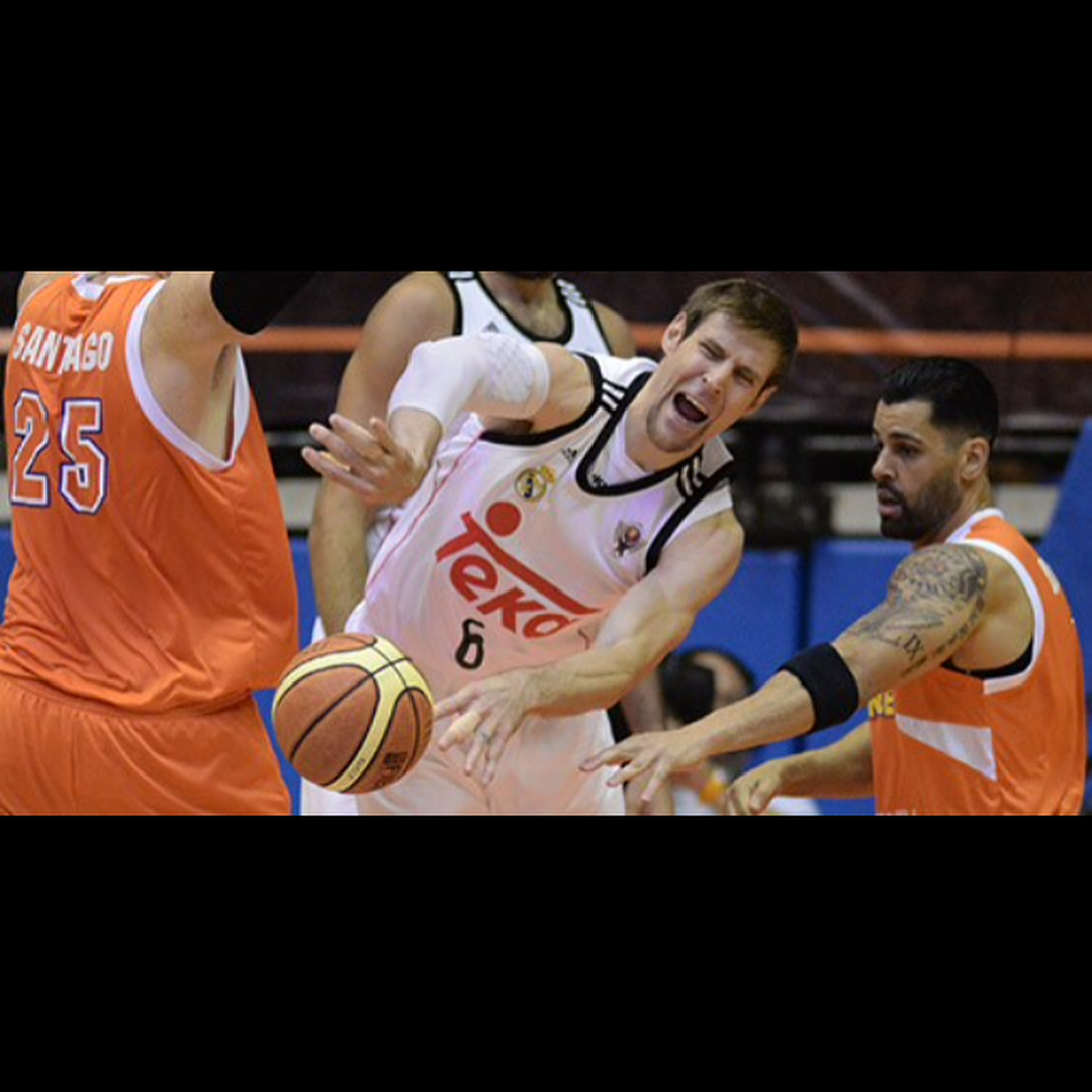 Camiseta Match worn del Chapu Nocioni utilizada en la copa euroamericana,contra Cangrejeros de Santurce y Guerreros d... 4