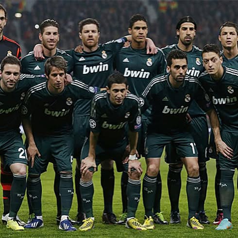 Camiseta Match de Xabi Alonso utilizada en la champions 2012/2013 en los partidos ante el city y el United 4