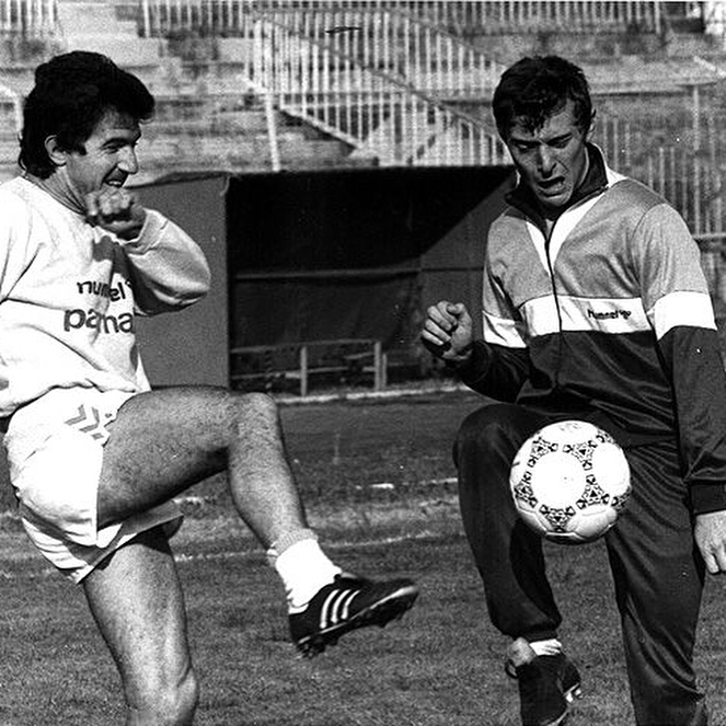 Camiseta de Juanito 1986/1987, con el 16 dado que el 7 lo llevaba el buitre 6
