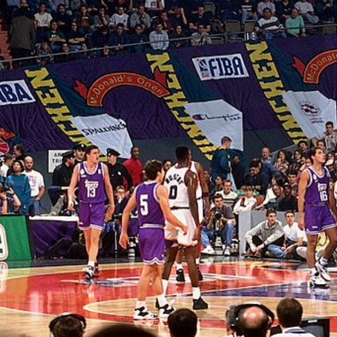 Camiseta Match de Isma santos, el único paisano que vistió la camiseta del Real Madrid de Basket, breve historia en h... 3
