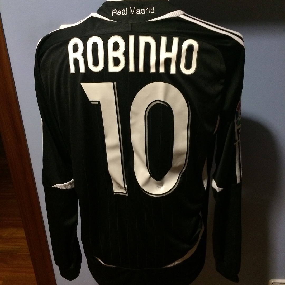 Camiseta Match de utilleria del Real Madrid, del Rey de las bicicletas Robinho 2