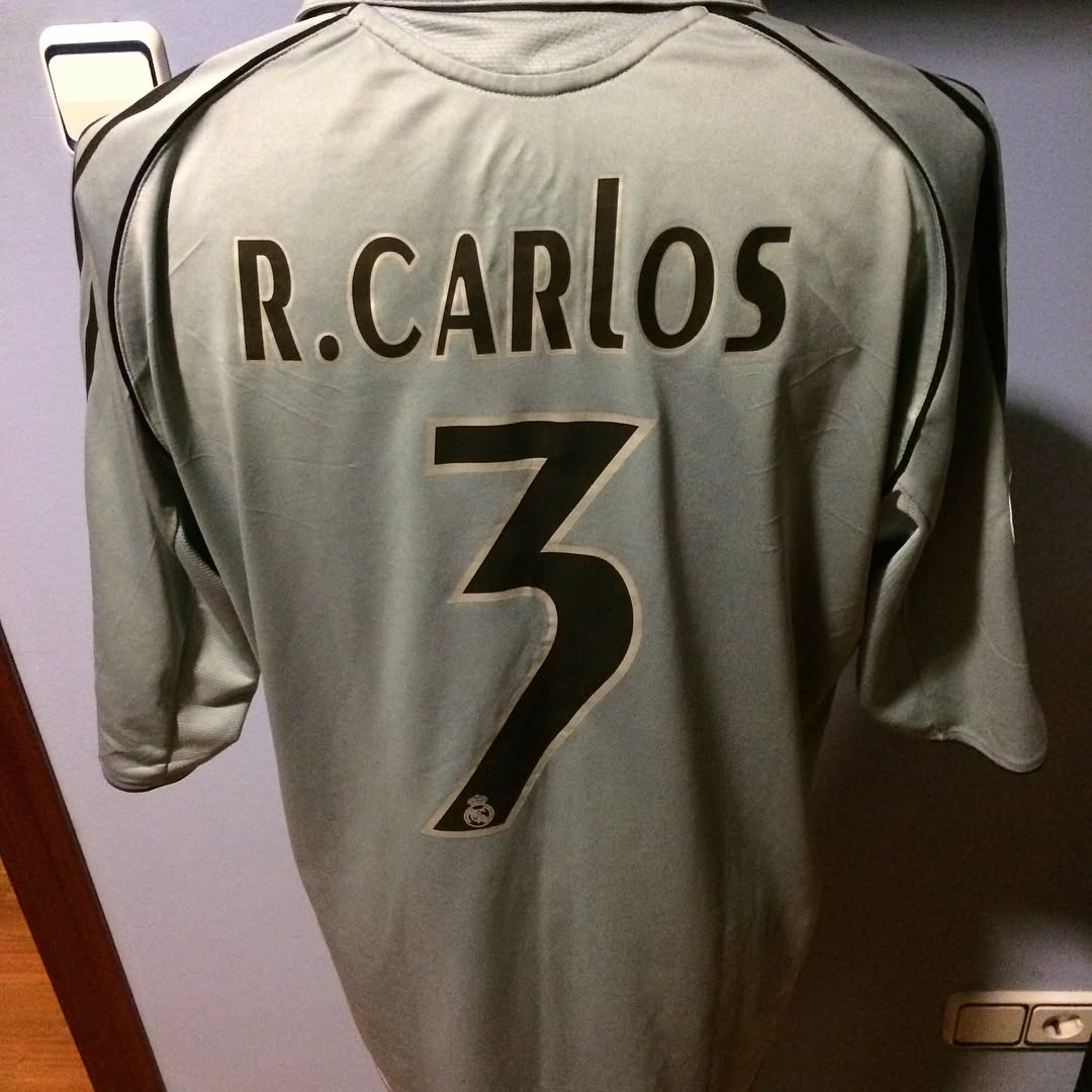 Siguiendo con la publicación de los más grandes del Real Madrid, hoy os enseñamos la camiseta Match de utilleria del ... 2