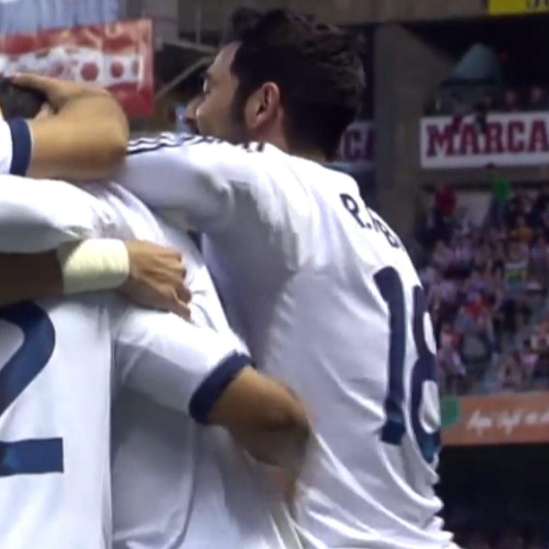 Camiseta Match Worn de Raúl Albiol, utilizada en la Jornada 31 en la Catedral 4