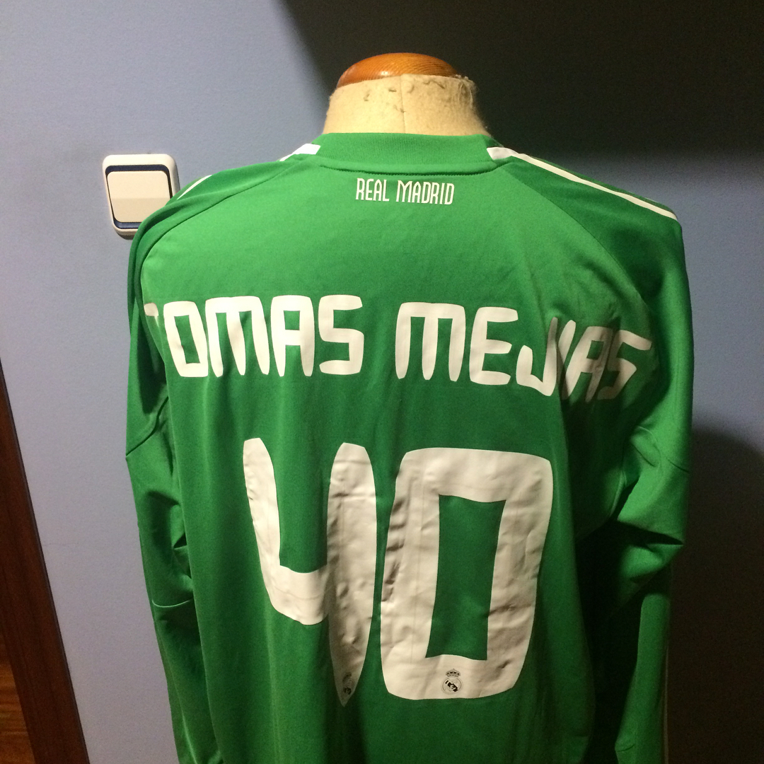Camiseta Match Worn usada por el cancerbero Tomas Mejias Temporada 2010/2011  debut contra el Getafe sustituyendo a Adán 3