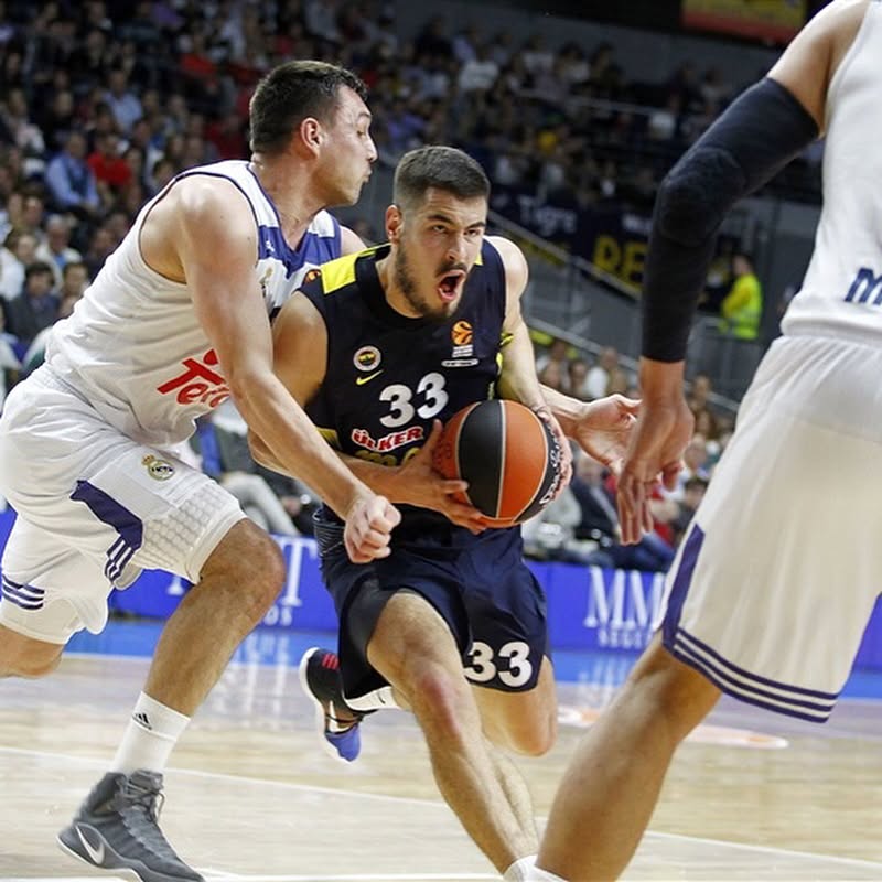 Camiseta Match Worn utilizada por Maciulis en la Mano de Elías ante Macabbi en Euroliga 4