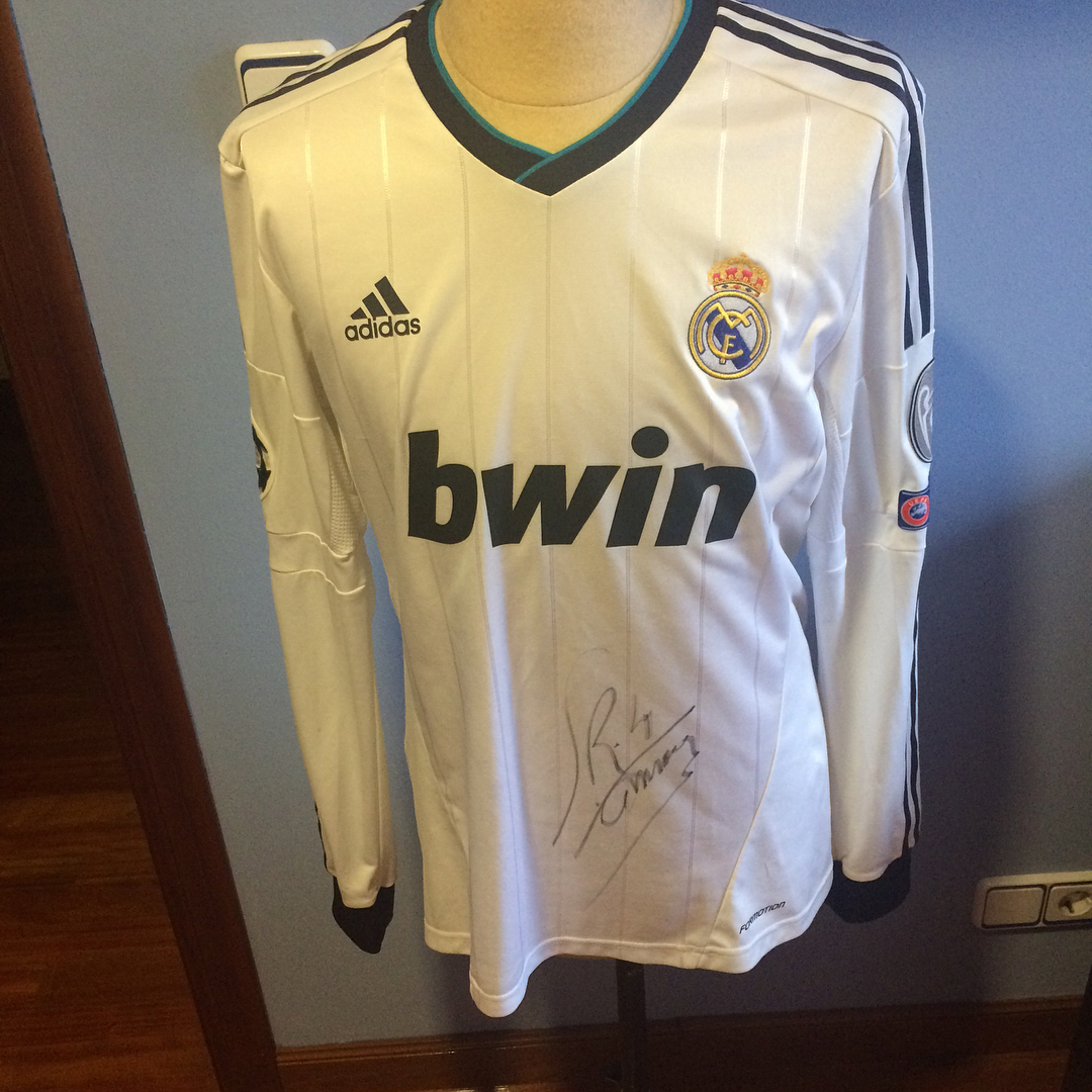 Camiseta Match Worn utilizada por Ramos en la eliminatoria contra el Borussia
