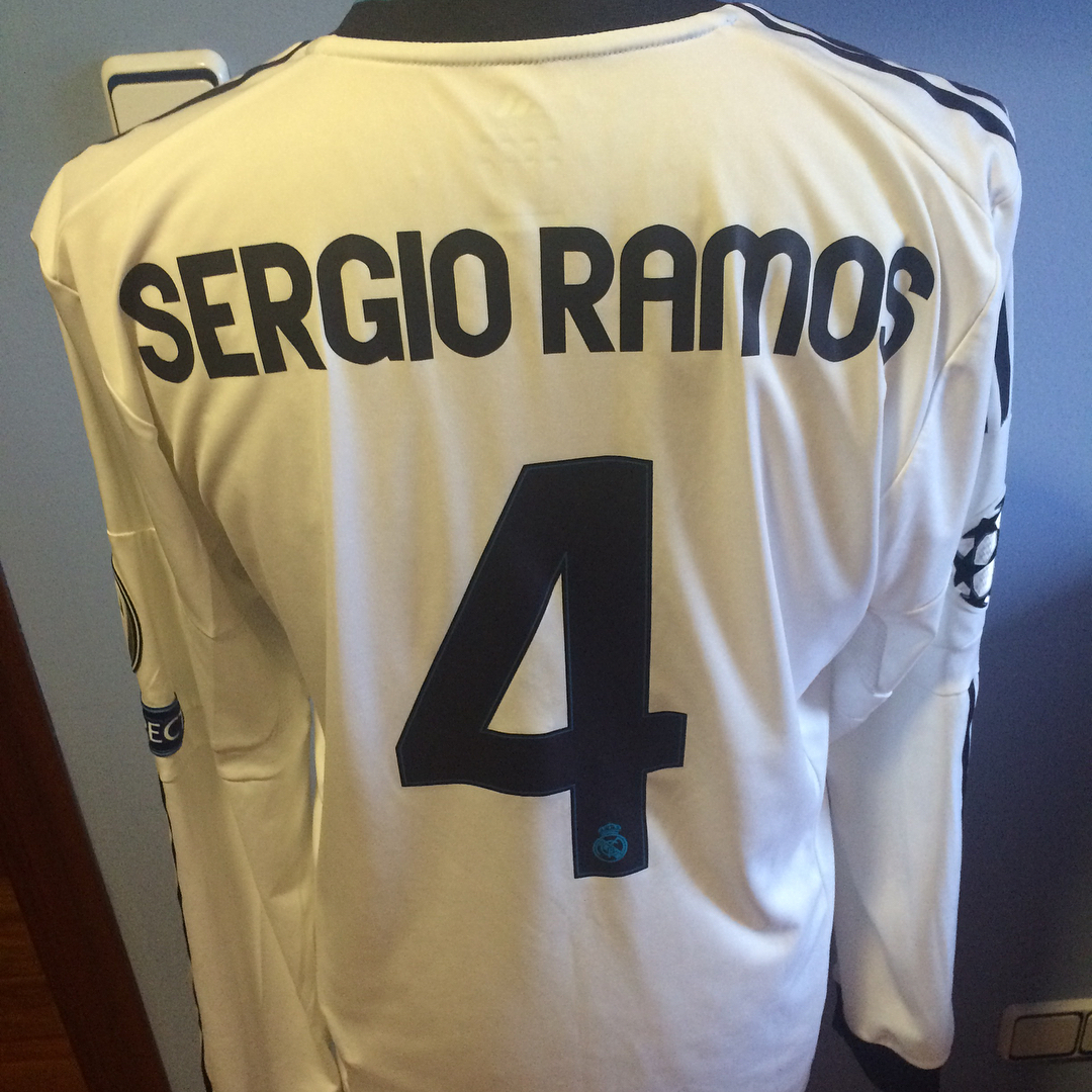 Camiseta Match Worn utilizada por Ramos en la eliminatoria contra el Borussia 2