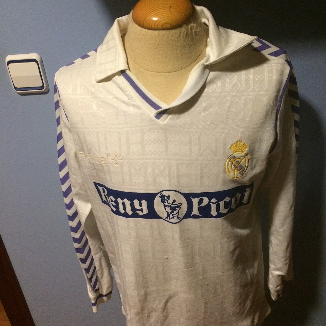 Camiseta Match Worn de Fernando Hierro usada por el, temporada 1989/1990