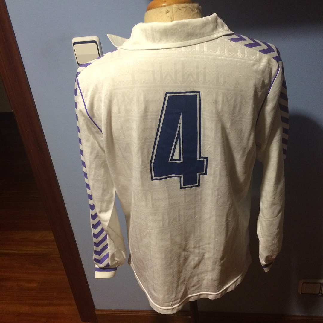 Camiseta Match Worn de Fernando Hierro usada por el, temporada 1989/1990 2