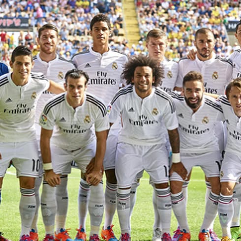 Camiseta Match Worn usada por el astro alemán en el Madrigal jornada 6 de la temporada 2014/2015 3