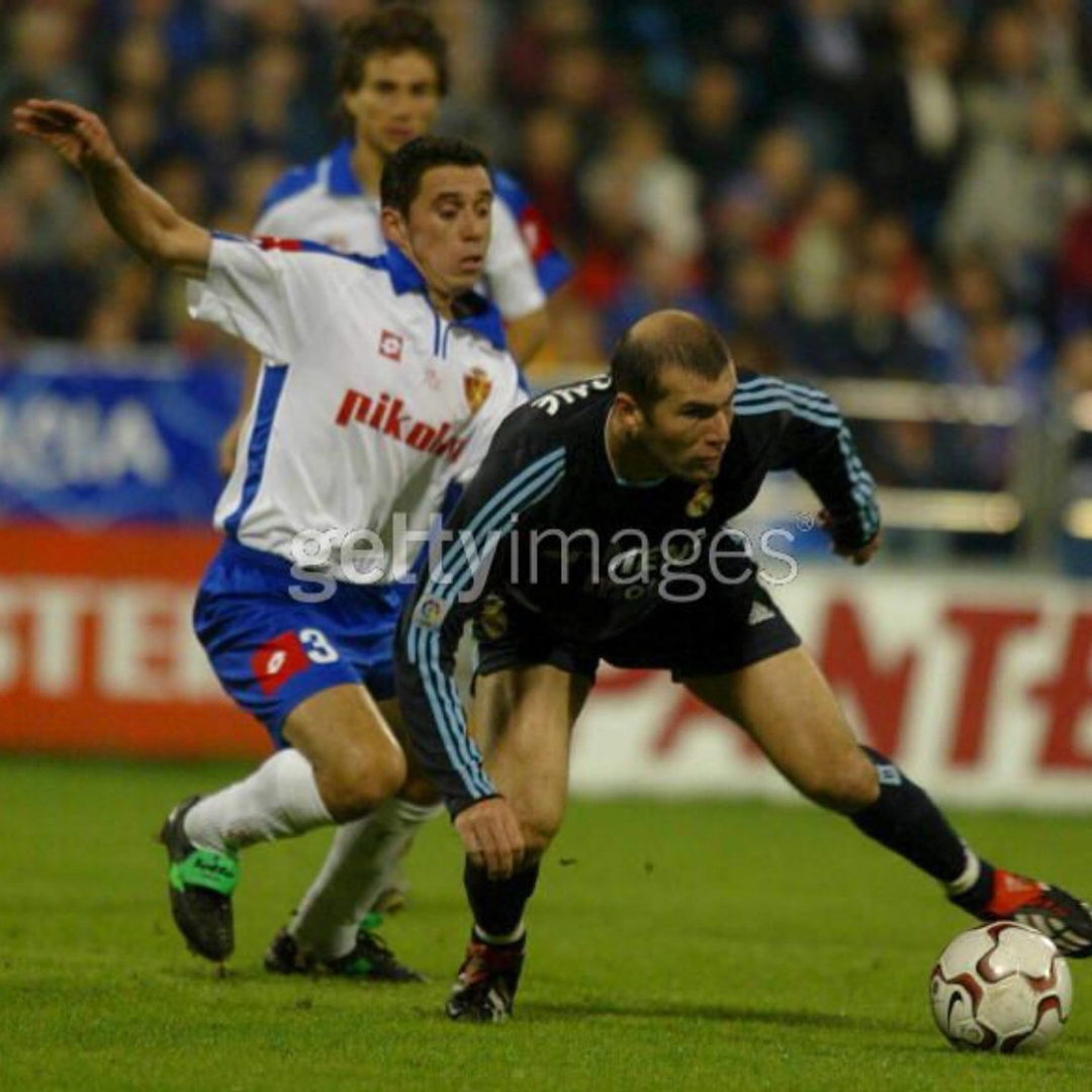 Una de las mejores camisetas de la colección Camiseta usada Match Worn por el mago Zidane en la jornada 9 en la Romar... 3