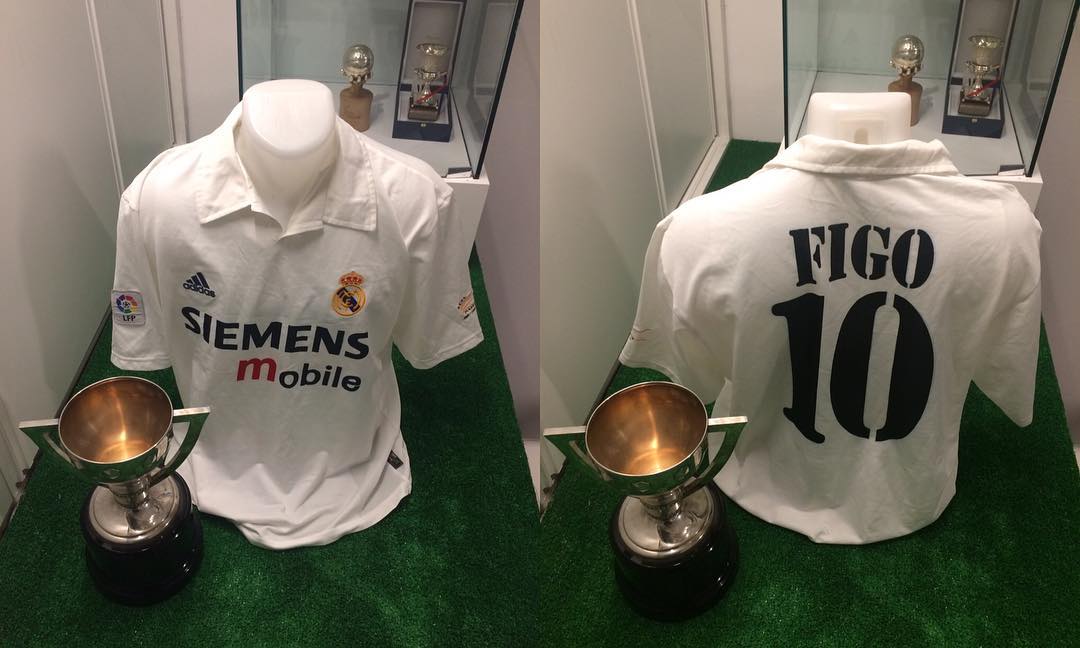 Camiseta Match worn usada por Luis figo en el partido Villarreal Real Madrid e intercambiada con un jugador al acabar...