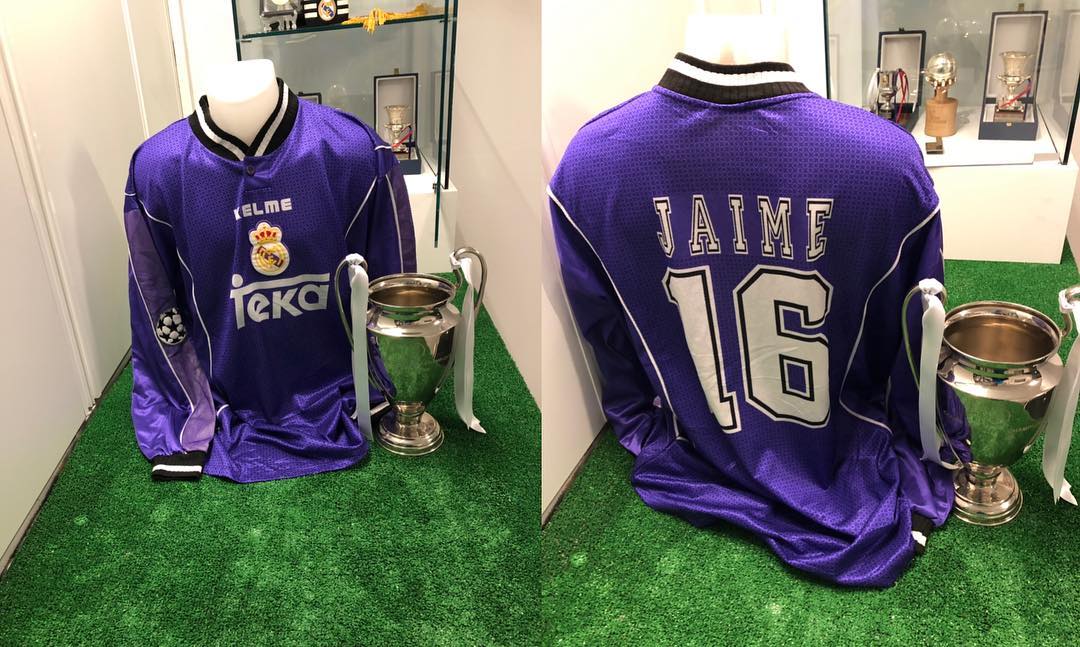 Camiseta Match worn utilizada por Jaime Sánchez en la conquista de la séptima copa de Europa en la eliminatoria contr...