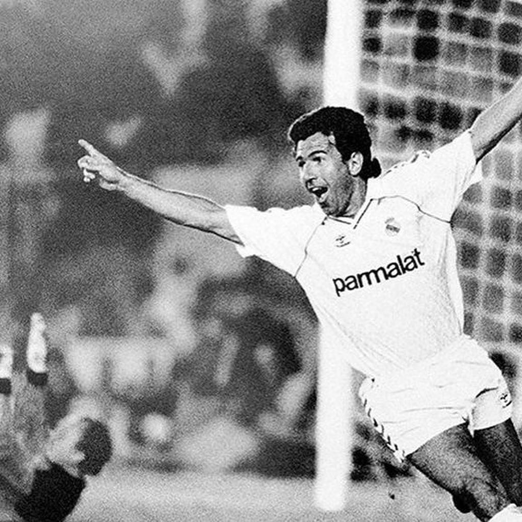 Temporada 1986/1987 año de la conquista de la liga más larga debido a los playoff 4