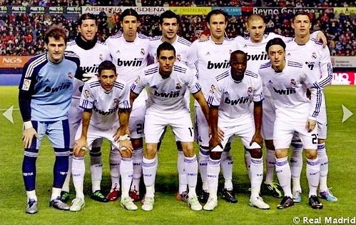 Espacio en el museo merengue a uno de los grandes madridistas y un gran capitán de nuestro gran club @17arbeloa camis...