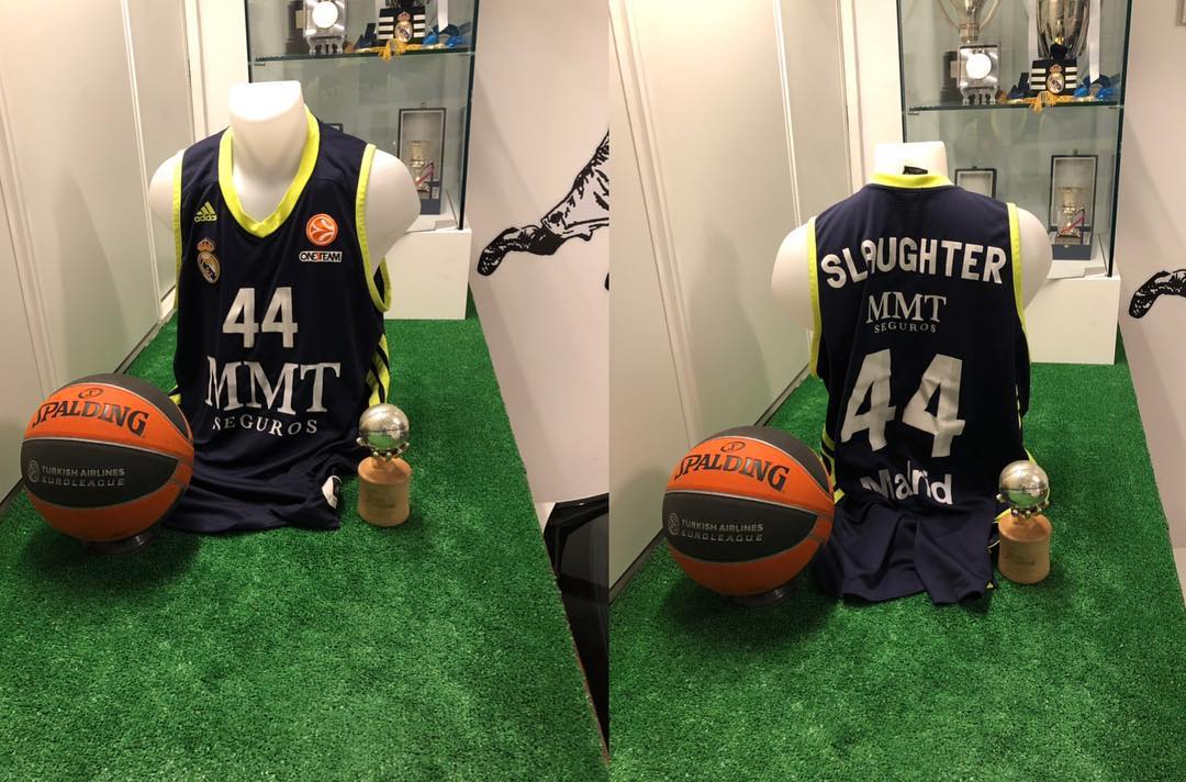Camiseta usada por @m_slaughter44 en el partido de la Euroliga contra el Olimpia de Lujbjana en la temporada 2012/201...