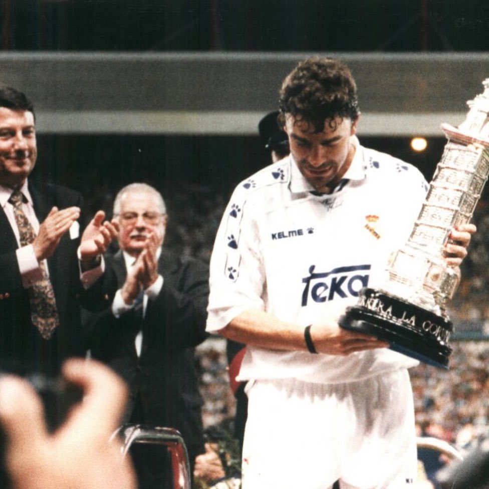 Camiseta usada Match Worn  por @michaellaudrupofficial en el Teresa Herrera del año 1995, que perdió el Madrid ante e... 3