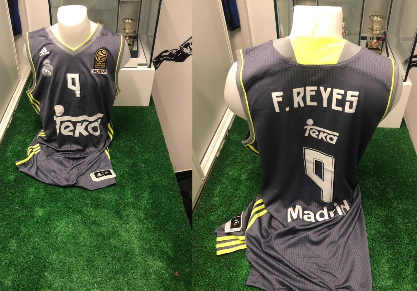 Camiseta Match worn usada por @felipereyesoficial en la temporada 2015/2016 contra el fenerbahce