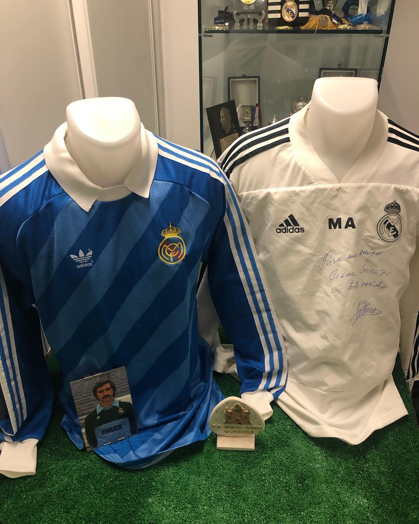 Camiseta Match worn de Ángel y sudadera regalada por él gracias a mi amigo @mosasero