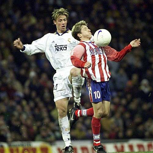 Hoy viajamos al Bernabéu a la temporada 1998/1999, en un apasionante Derby, donde el Real Madrid derrota al Atletico ...